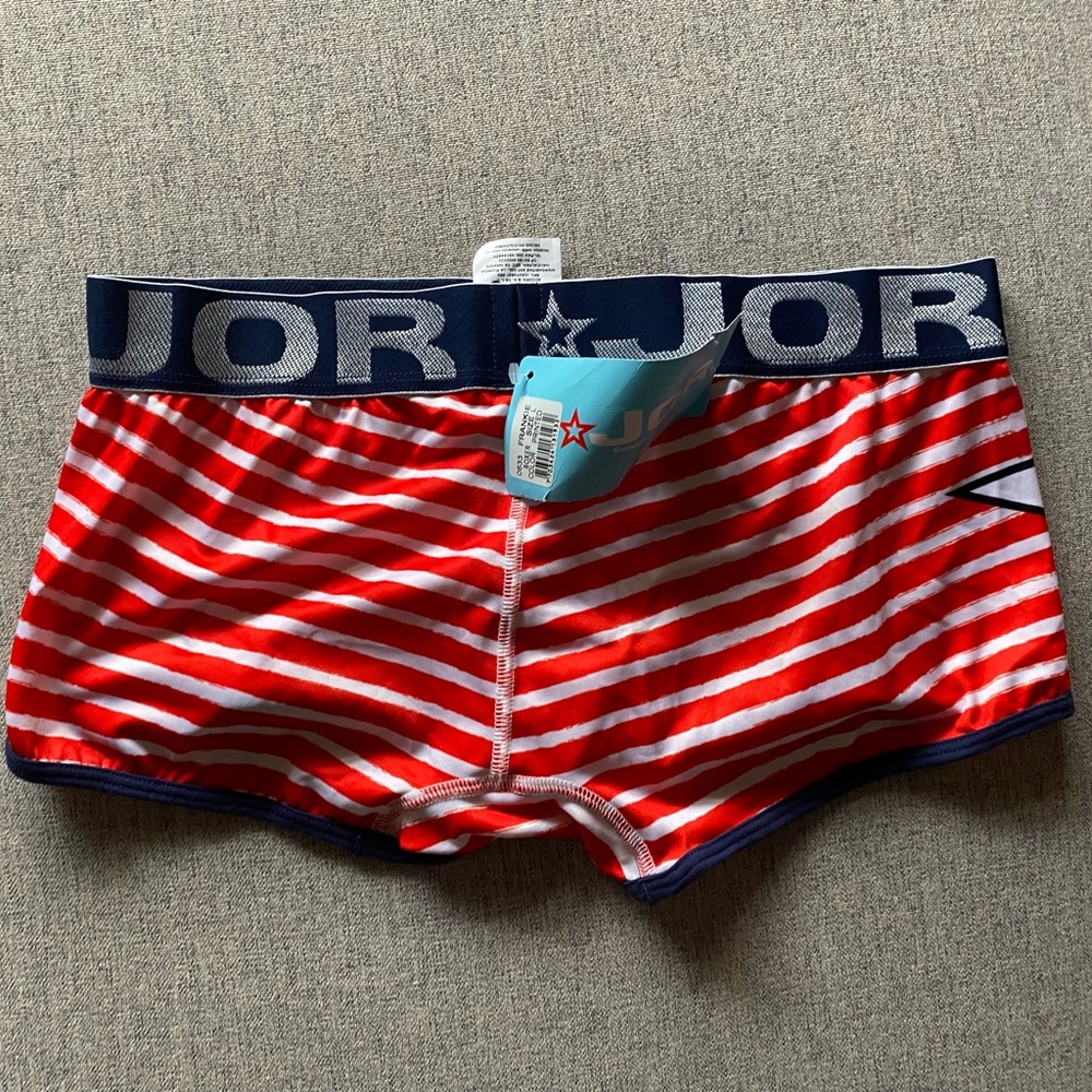 Jor Trunks - Picture 2 of 2